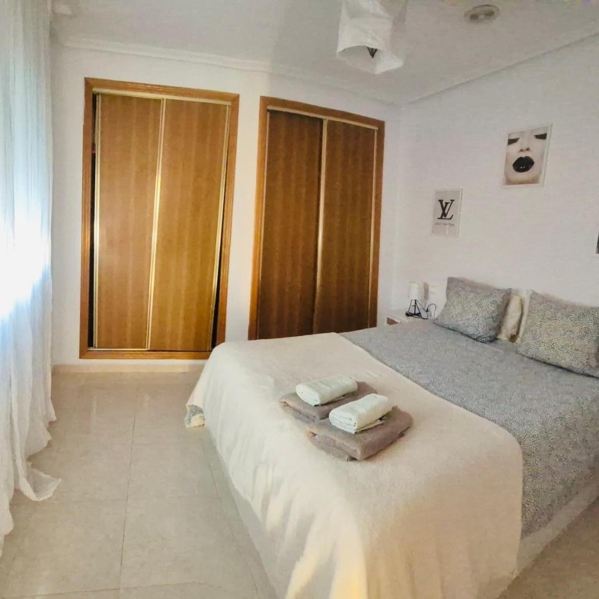 The Prestige Torrevieja Atico Con Barbecoa Exterior foto